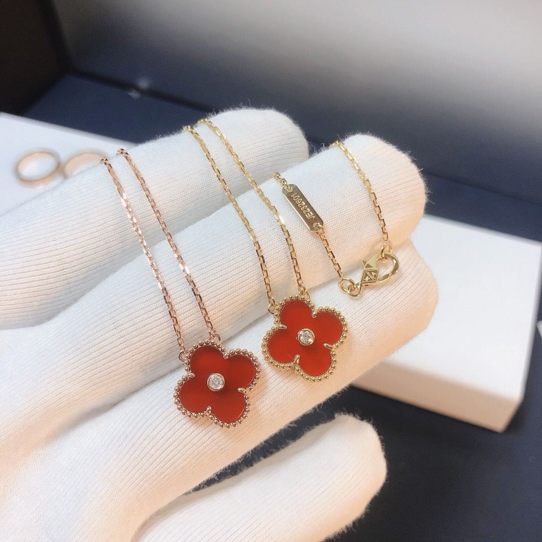 [⭐Haelin Jewelry]CLOVER 15MM DIAMOND CARNELIAN NECKLACE