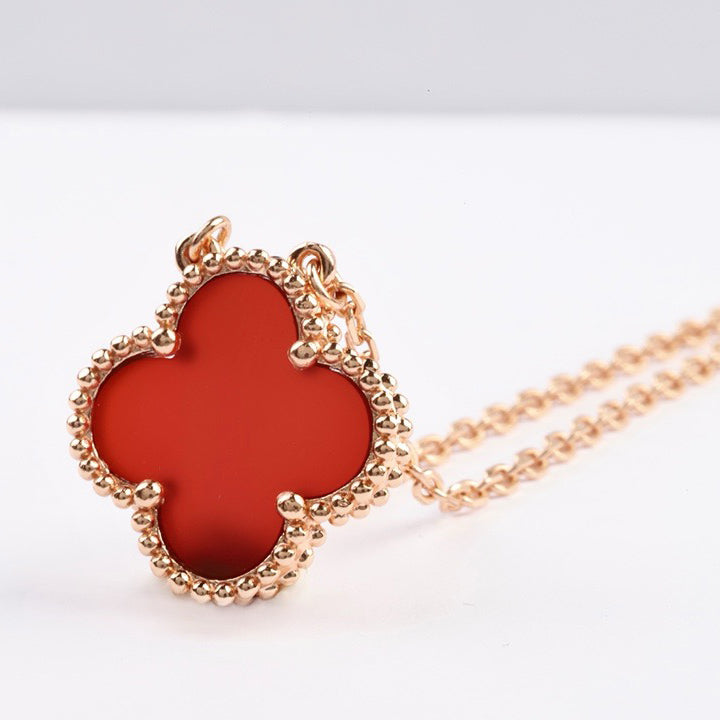 [⭐Haelin Jewelry]CLOVER 15MM CARNELIAN SINGLE FLOWER NECKLACE
