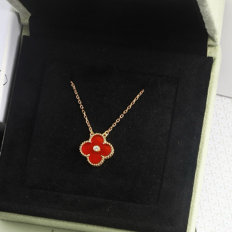 [⭐Haelin Jewelry]CLOVER 15MM DIAMOND CARNELIAN NECKLACE