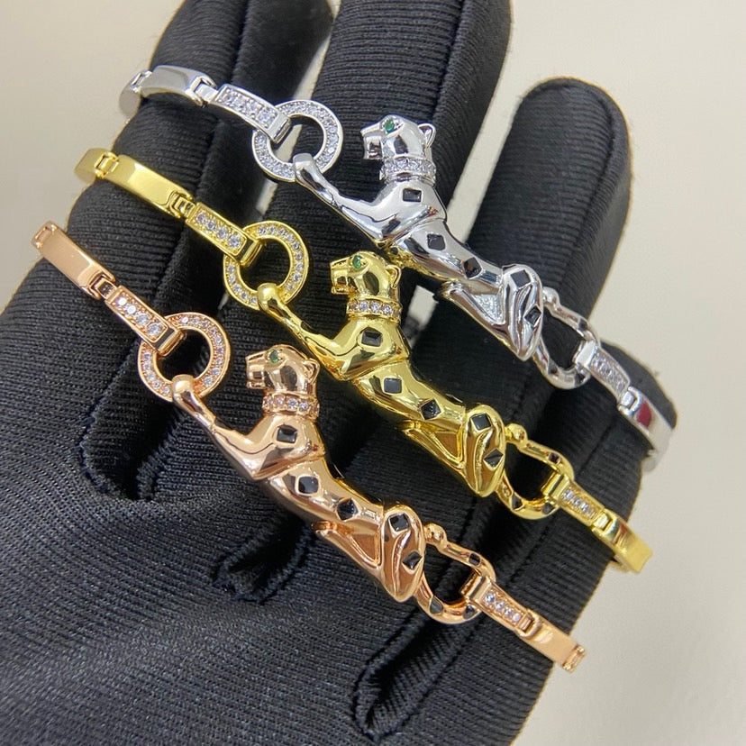 [⭐Haelin Jewelry]PANTHERE HALF DIAMOND ON CHAIN BRACELET