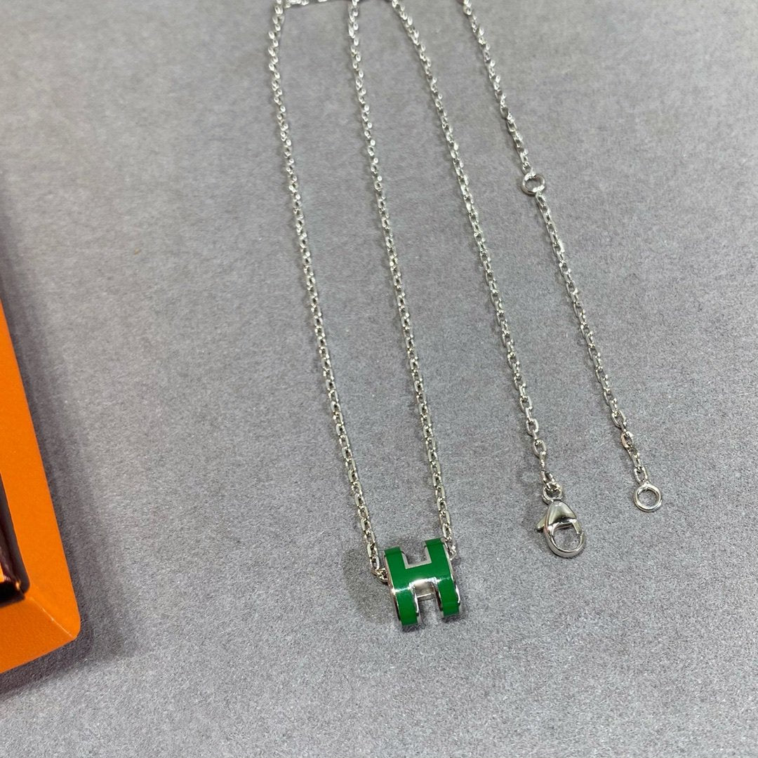 [⭐Haelin Jewelry]POP H GREEN NECKLACE SILVER AND GOLD