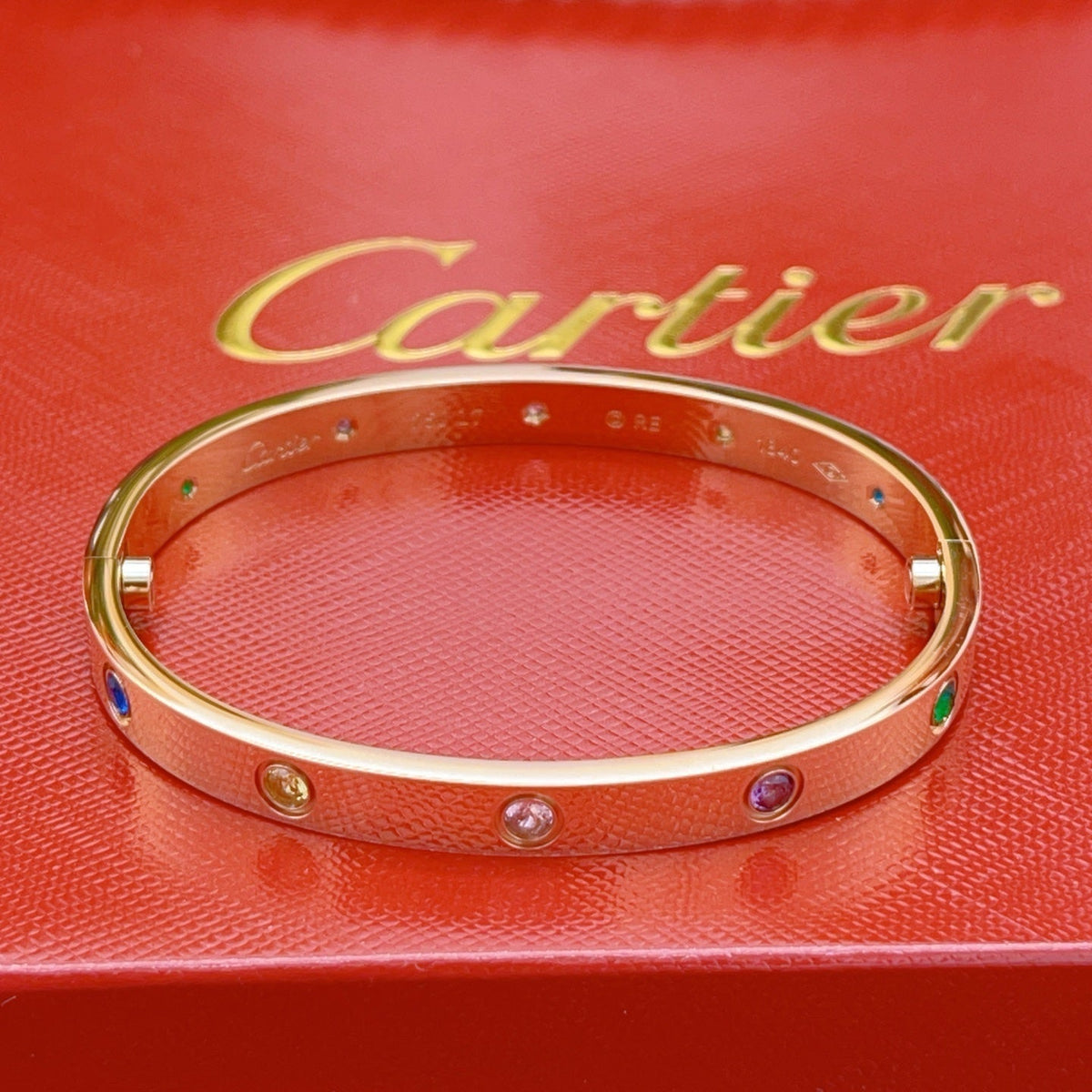 [⭐Haelin Jewelry] 2026 RAINBOW LOVE BRACELET 6.1MM  10 DIAMONDS