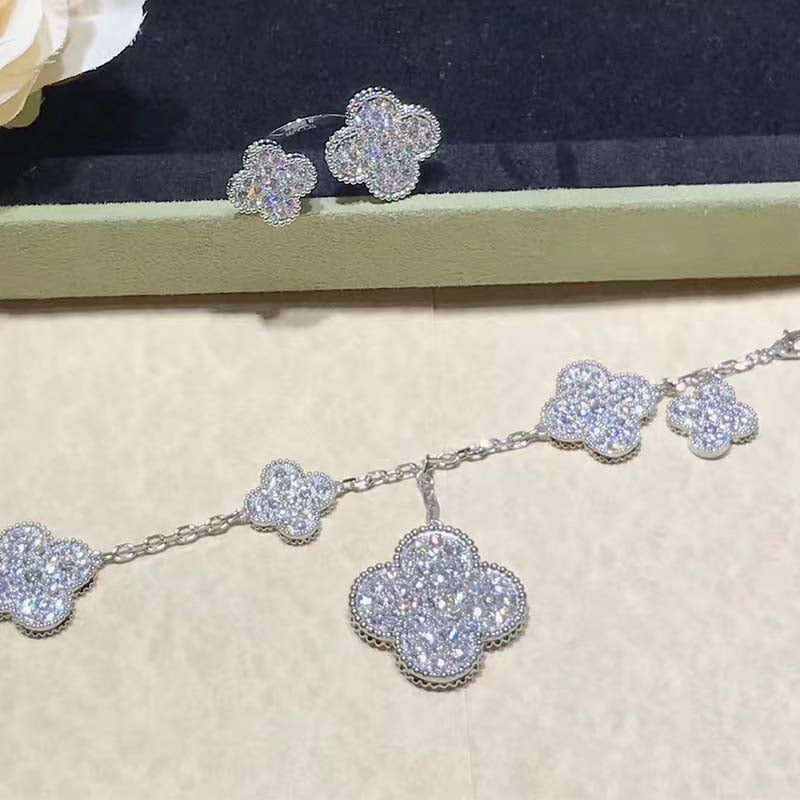 [⭐Haelin Jewelry]CLOVER 6 MOTIFS SILVER DIAMOND BRACELET