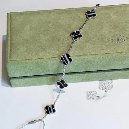 [⭐Haelin Jewelry] CLOVER 5 MOTIF PULSAR STONE BRACELET COLLECTION