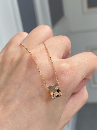 [⭐Haelin Jewelry]BEE LOVE DIAMOND NECKLACE