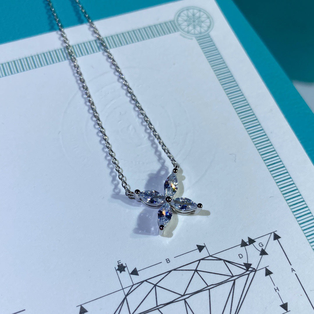 [Haelin Jewelry]PLATINUM AND DIAMOND VICTORIA PENDANT NECKLACE