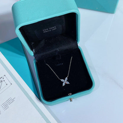 [Haelin Jewelry]PLATINUM AND DIAMOND VICTORIA PENDANT NECKLACE