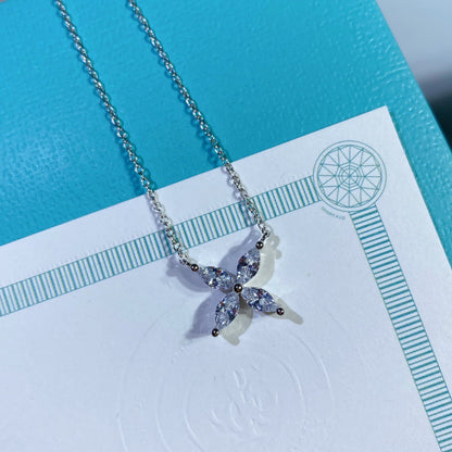 [Haelin Jewelry]PLATINUM AND DIAMOND VICTORIA PENDANT NECKLACE