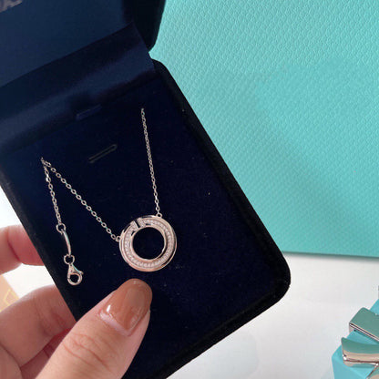 [Haelin Jewelry]DIAMOND AND MOTHER OF PEARL CIRCLE PENDANT