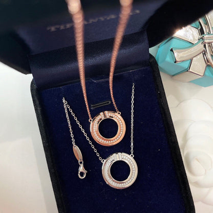[Haelin Jewelry]DIAMOND AND MOTHER OF PEARL CIRCLE PENDANT