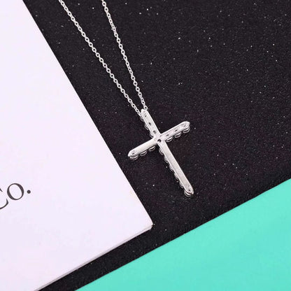 [Haelin Jewelry]MOISSANITE STONE CROSS PENDANT NECKLACE SIMULATED DIAMOND CROSS CHOKER