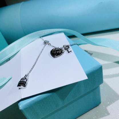 [Haelin Jewelry]LOVE HEART TAG KEY NECKLACE