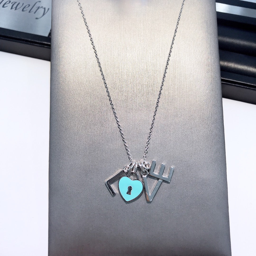 [Haelin Jewelry]COLLAR LOVE PLATA NECKLACE