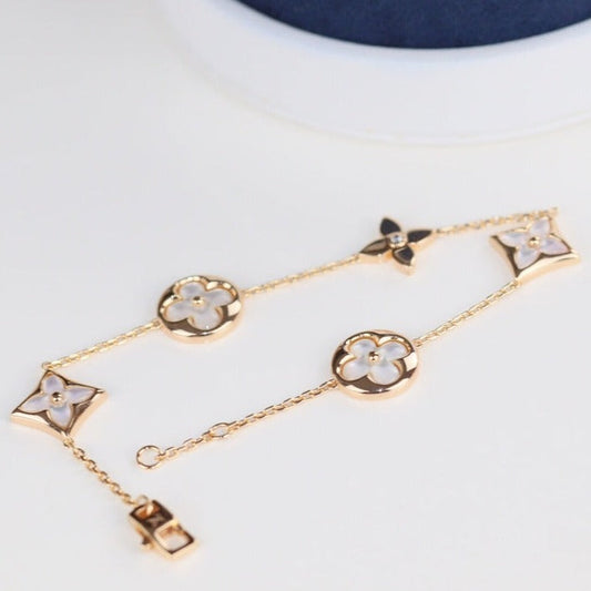 [⭐Haelin Jewelry]LEAF CLOVER BRACELET