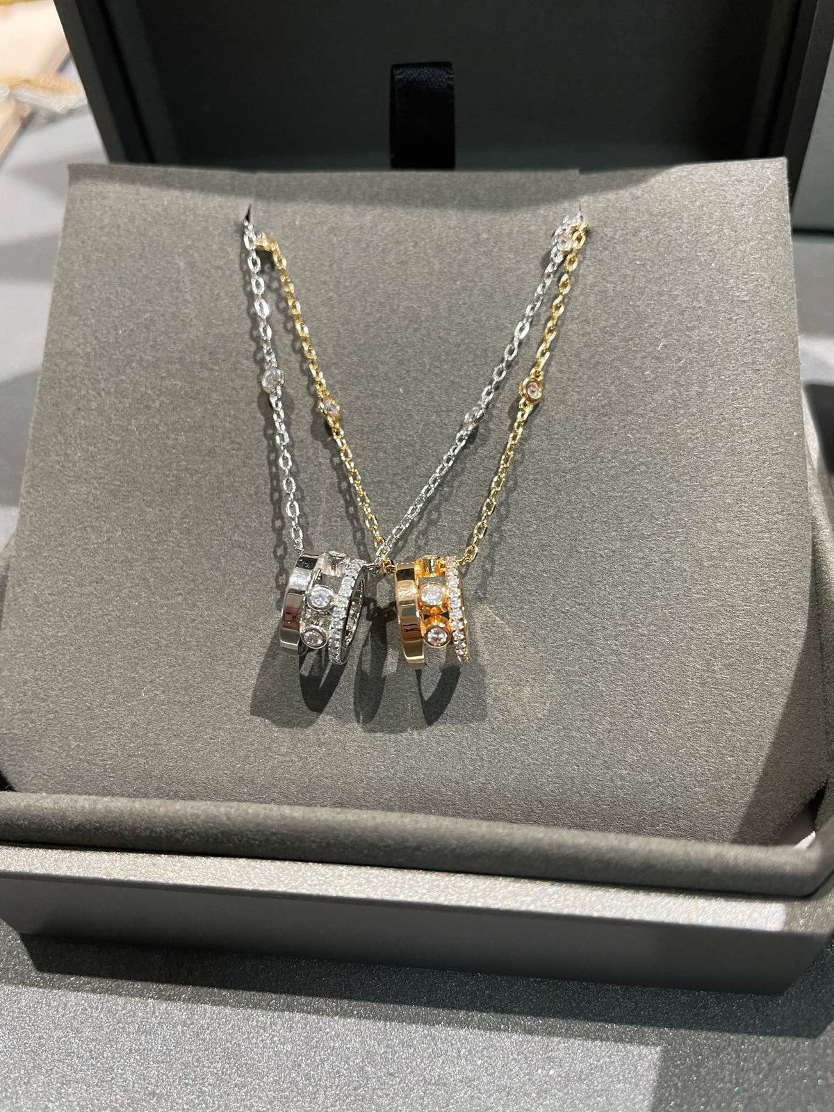 [⭐Haelin Jewelry]CHAIN MOVE ROMANE PEDAND NECKLACE