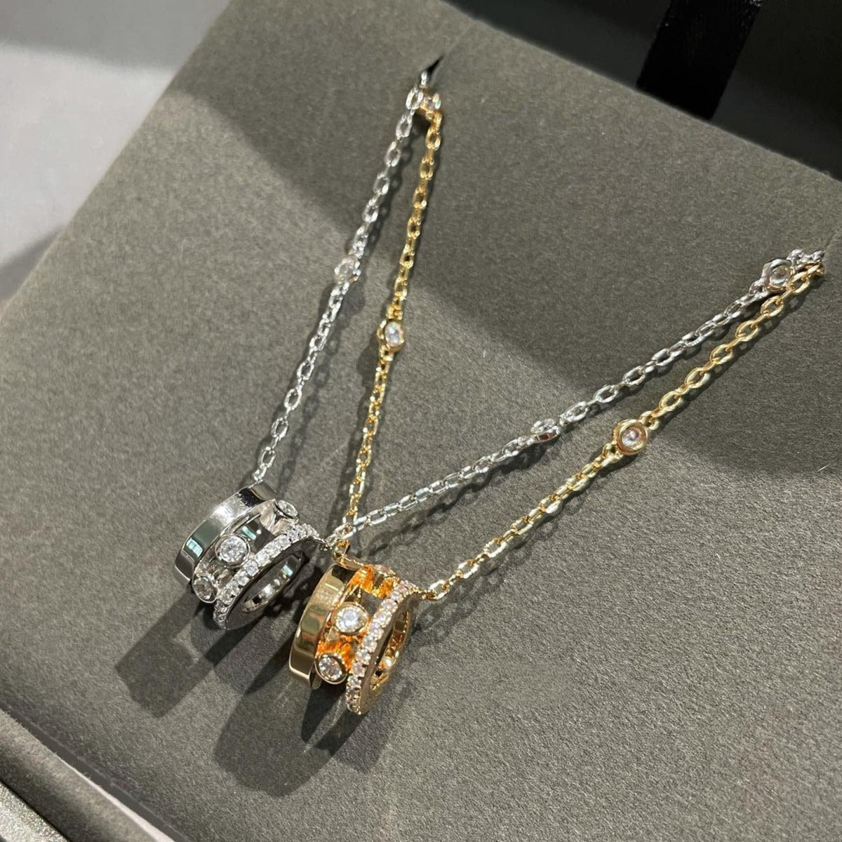 [⭐Haelin Jewelry]CHAIN MOVE ROMANE PEDAND NECKLACE