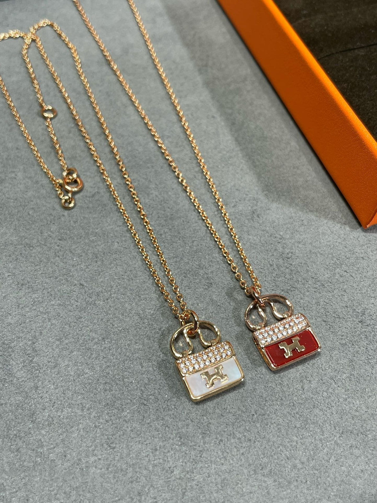 [⭐Haelin Jewelry]H CIRCE MOISSANITE PENDANT NECKLACE GOLD