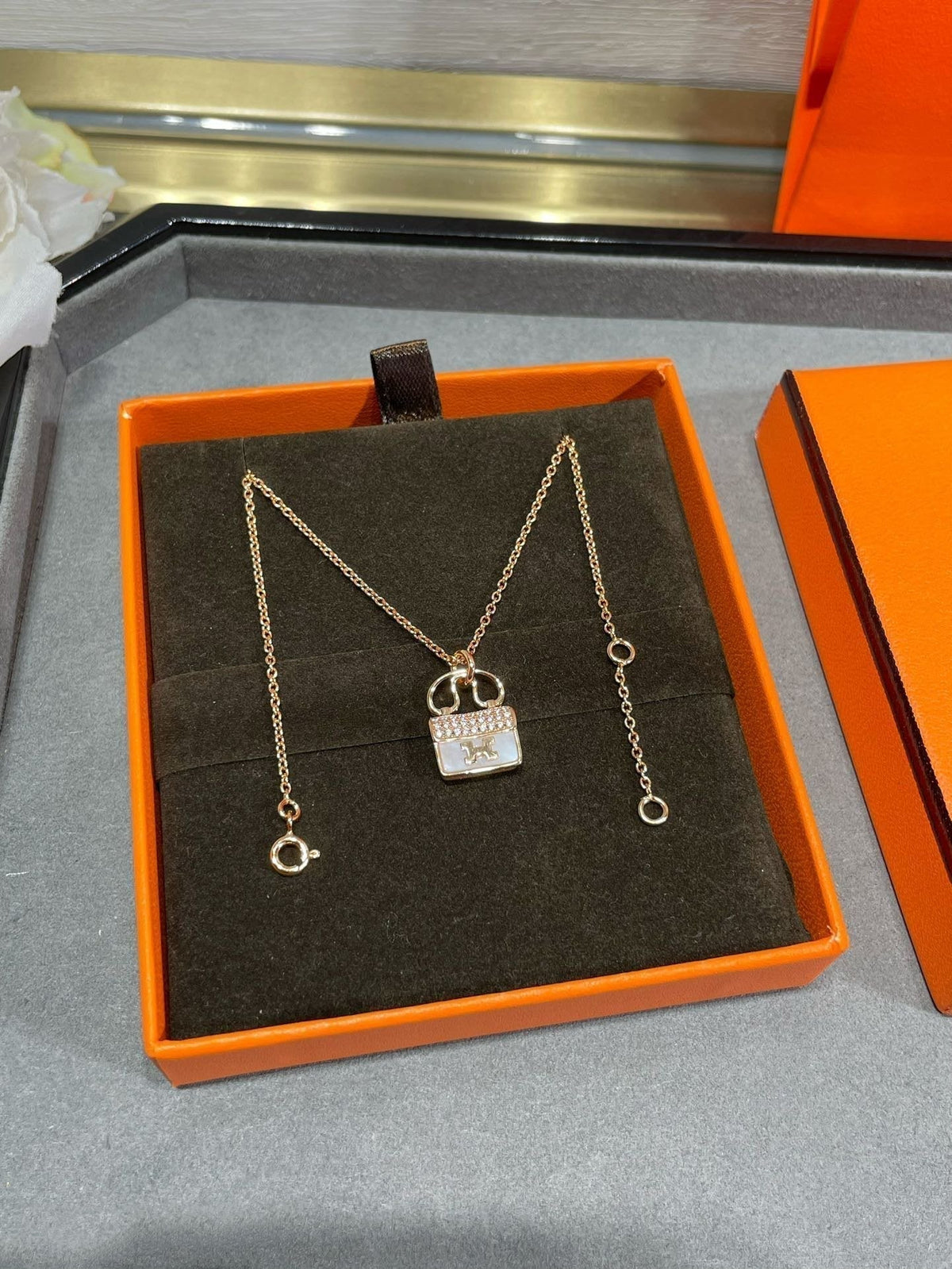 [⭐Haelin Jewelry]H CIRCE MOISSANITE PENDANT NECKLACE GOLD