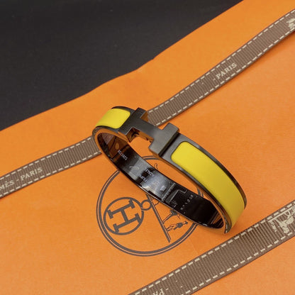 [⭐Haelin Jewelry]CLIC HM SO BLACK YELLOW BRACELET