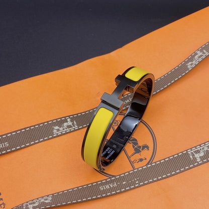 [⭐Haelin Jewelry]CLIC HM SO BLACK YELLOW BRACELET