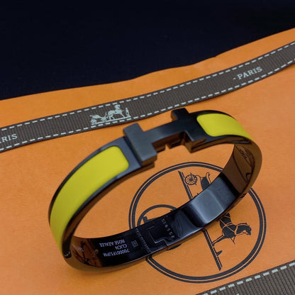 [⭐Haelin Jewelry]CLIC HM SO BLACK YELLOW BRACELET