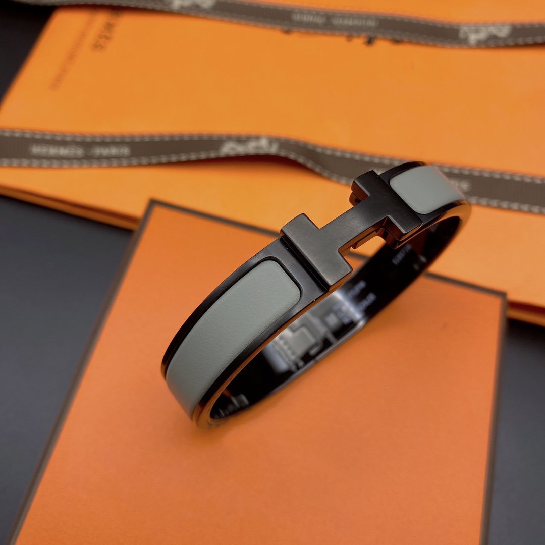 [⭐Haelin Jewelry]CLIC HM SO BLACK GREY BRACELET