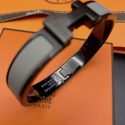 [⭐Haelin Jewelry]CLIC HM SO BLACK GREY BRACELET