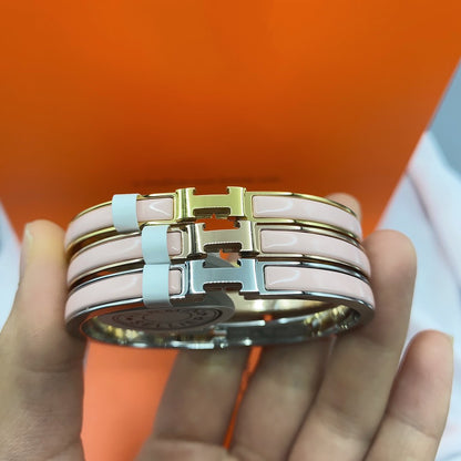 [⭐Haelin Jewelry]CLASSIC HM CLIC  PINK 8MM ENAMEL BRACELET