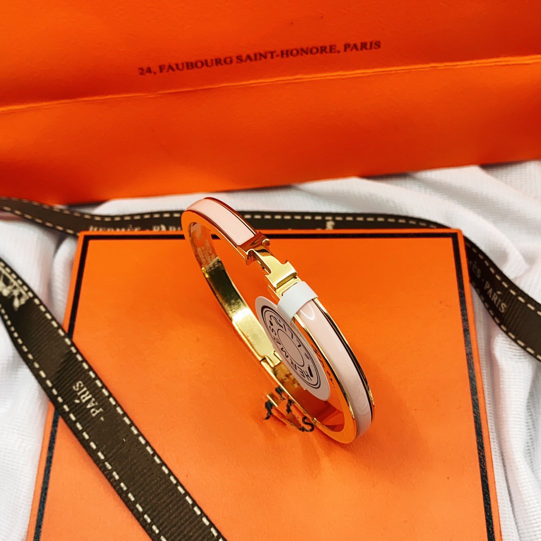 [⭐Haelin Jewelry]CLASSIC HM CLIC  PINK 8MM ENAMEL BRACELET