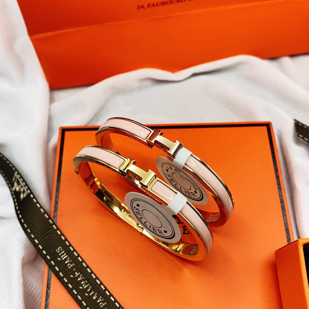 [⭐Haelin Jewelry]CLASSIC HM CLIC  PINK 8MM ENAMEL BRACELET