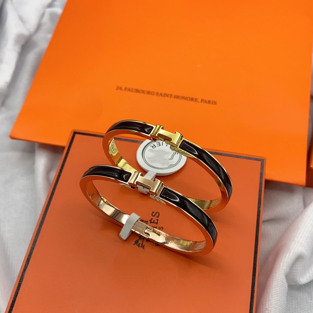 [⭐Haelin Jewelry]CLASSIC HM CLIC BLACK 8MM ENAMEL BRACELET