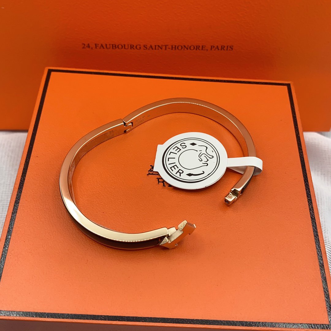 [⭐Haelin Jewelry]CLASSIC HM CLIC BLACK 8MM ENAMEL BRACELET