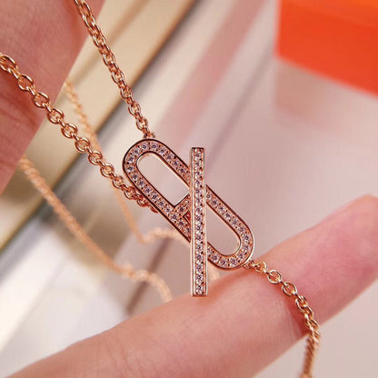 [⭐Haelin Jewelry]HM FIRE PIG NOSE NECKLACE TRENDY STREET