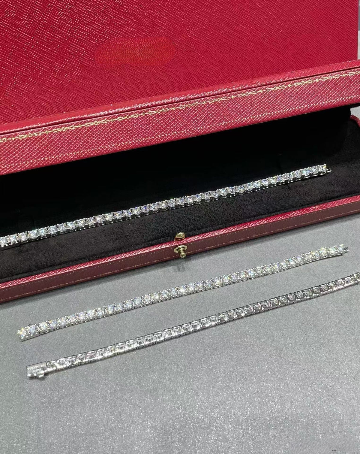 [⭐Haelin Jewelry jewelrys]TENNIS BRACELET WITH FULL DIAMOND SETTING