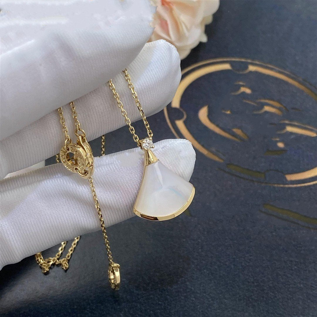 [⭐Haelin Jewelry]DREAM NECKLACE WHITE MOP GOLD 1 DIAMOND