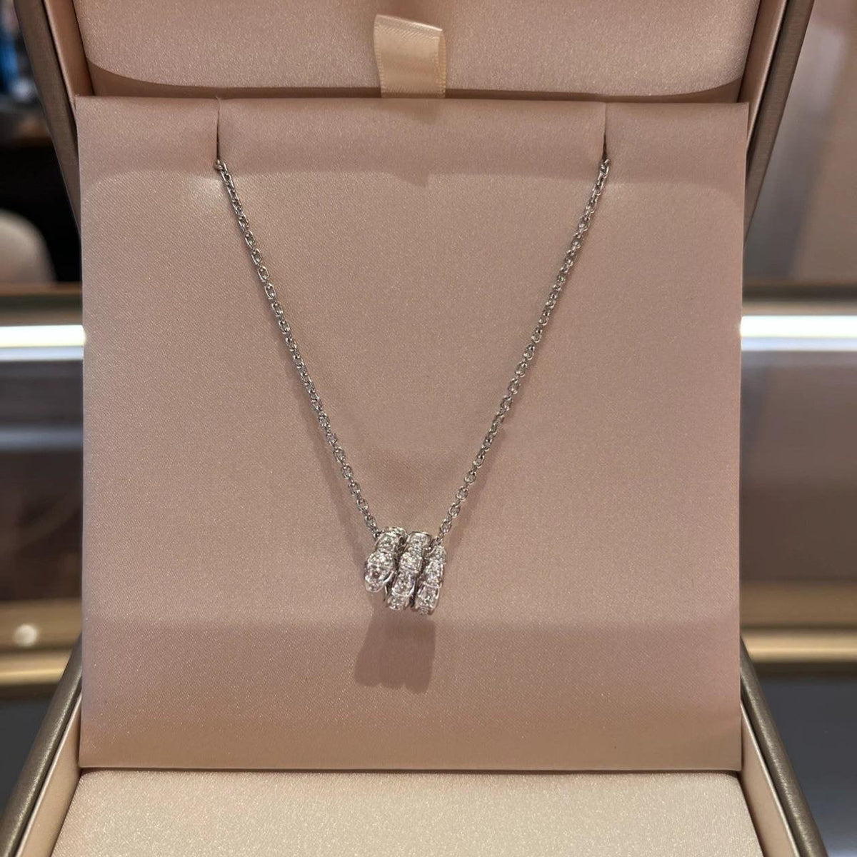 [⭐Haelin Jewelry]SERPENTI  NECKLACE DOUBLE RING DIAMOND