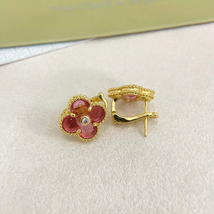 [⭐Haelin Jewelry]2026 NEW  CLOVER 1 MOTIFPINK ENAMEL STUD EARRINGS WITH DIAMONDS2