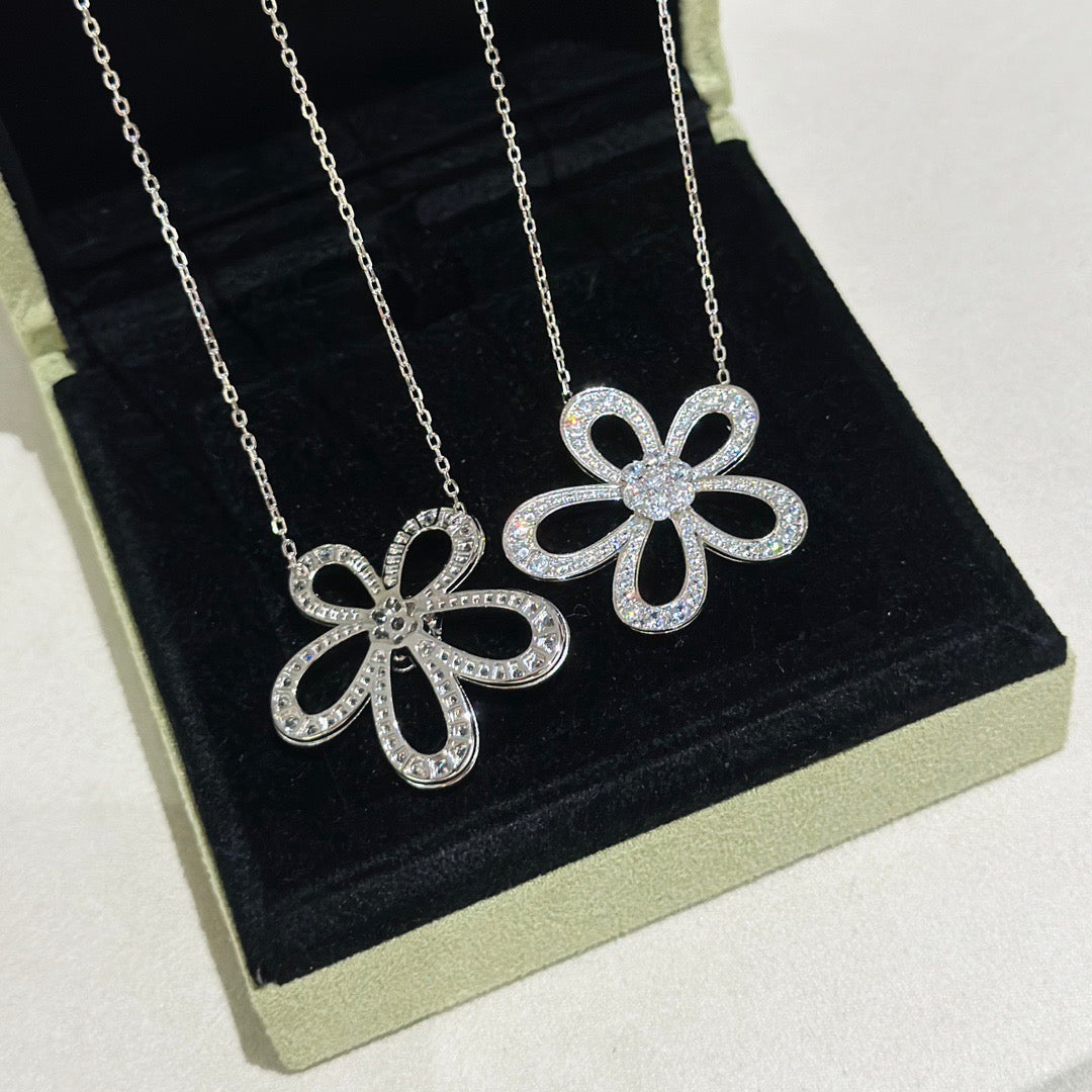 [⭐Haelin Jewelry]FLOWERLACE NECKLACE FULL DIAMONDS