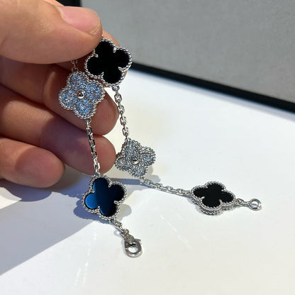 [⭐Haelin Jewelry] CLOVER 5 MOTIF ONYXS BRACELET COLLECTION