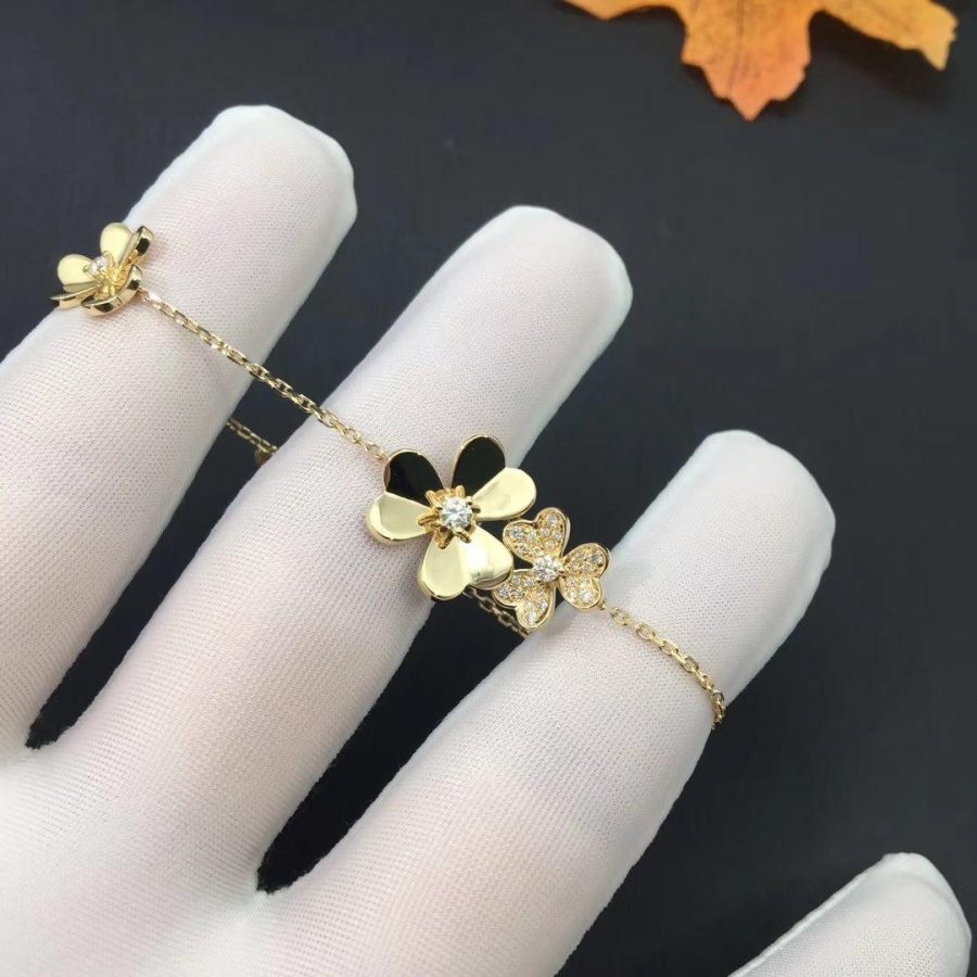 [⭐Haelin Jewelry]FRIVOLE GOLD 5 FLOWERS BRACELET