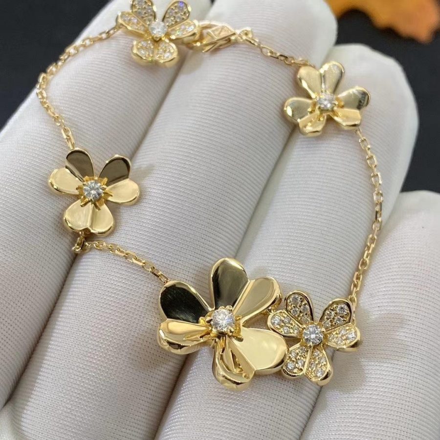 [⭐Haelin Jewelry]FRIVOLE GOLD 5 FLOWERS BRACELET