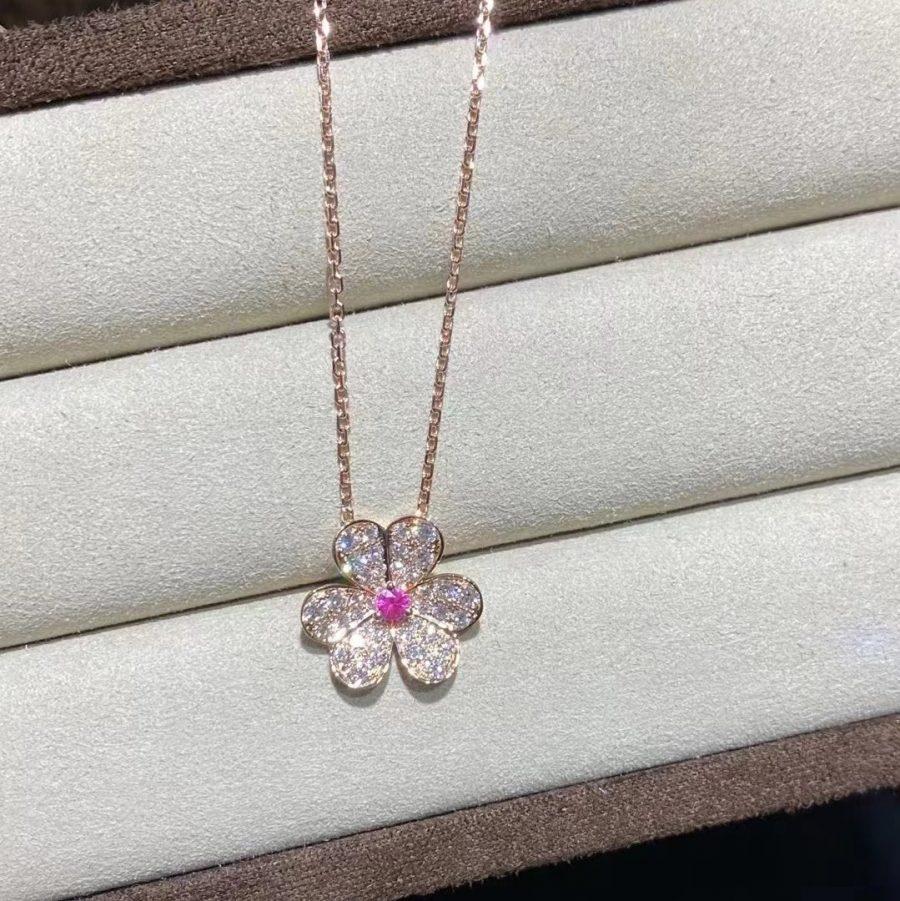 [⭐Haelin Jewelry]FRIVOLE ROSE GOLD FLOWER DIAMOND NECKLACE