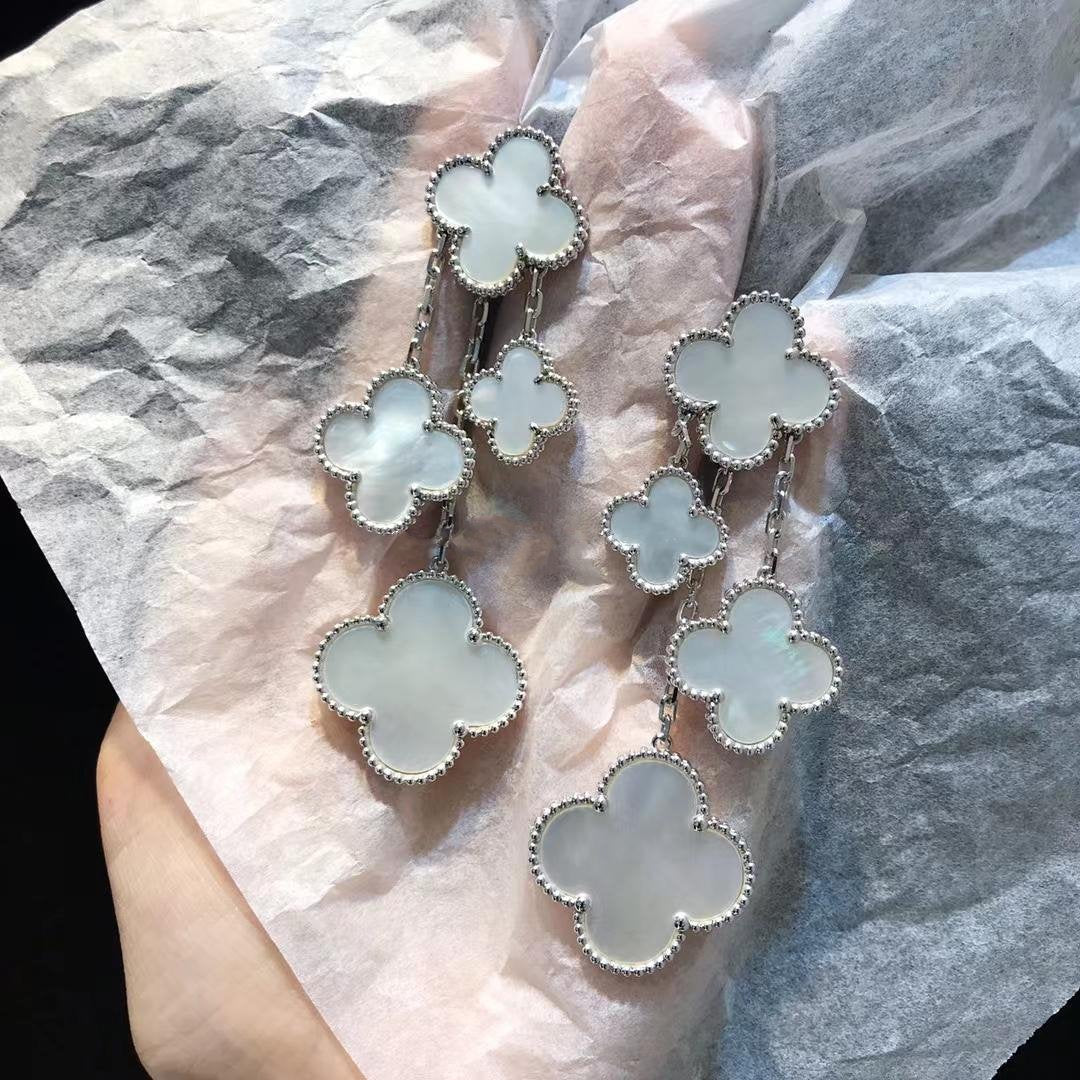 [⭐Haelin Jewelry]CLOVER EARRINGS WHITE MOP 4 MOTIFS SILVER