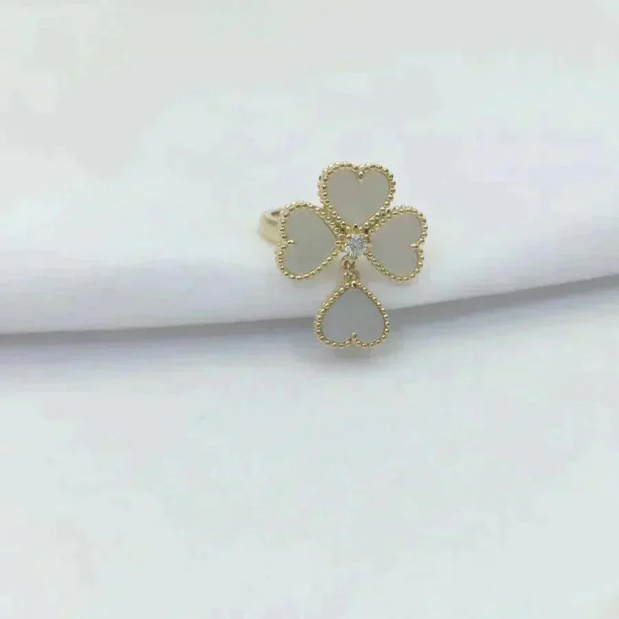 [⭐Haelin Jewelry]SWEET CLOVER WHITE MOP RING