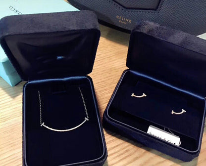 [Haelin Jewelry]SMILE DIAMOND EARRINGS