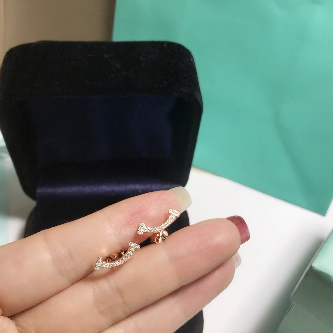 [Haelin Jewelry]SMILE DIAMOND EARRINGS
