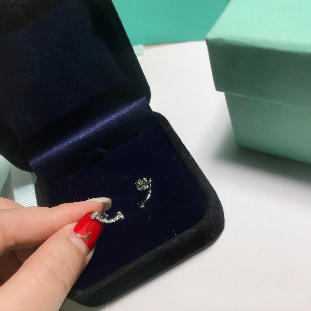 [Haelin Jewelry]SMILE DIAMOND EARRINGS