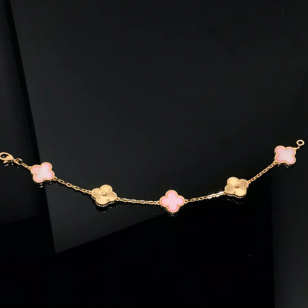 [⭐Haelin Jewelry] CLOVER 5 MOTIFS  PINK MOP BRACELET COLLECTION