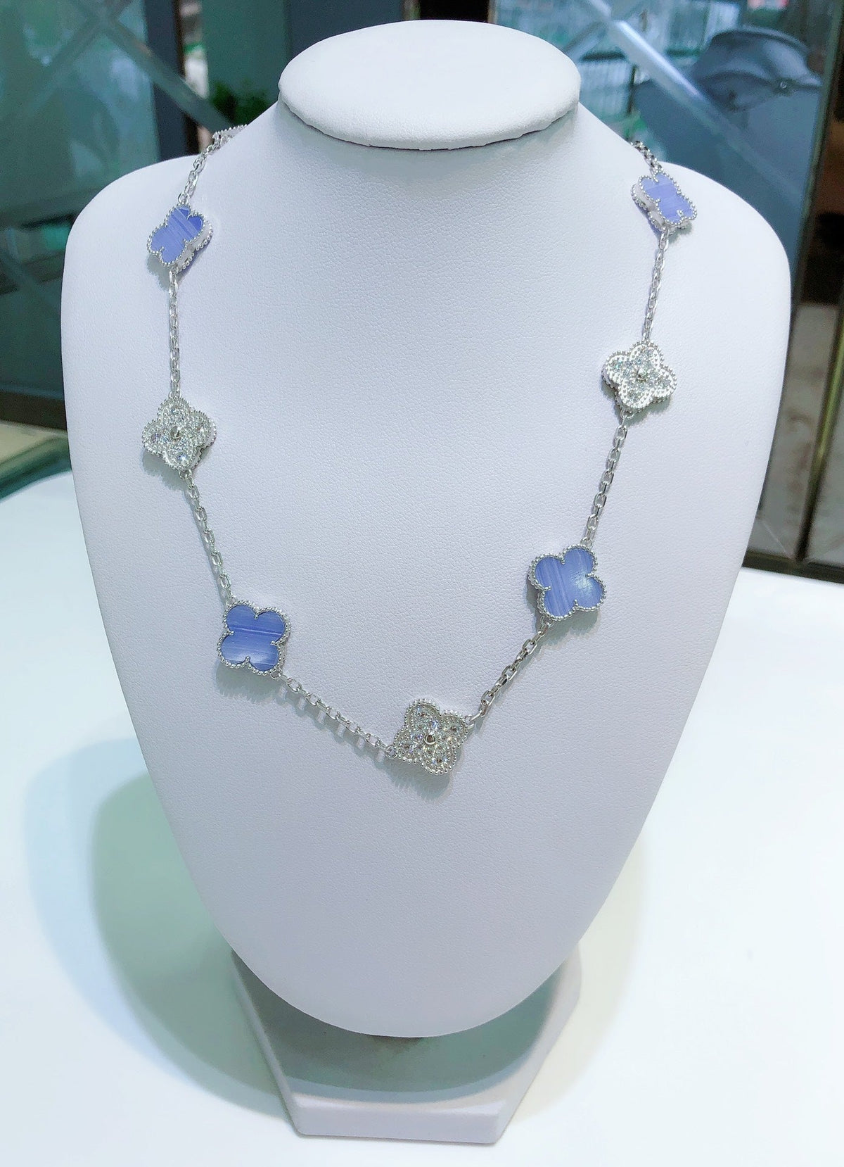 [⭐Haelin Jewelry]CLOVER 10 MOTIFS CHALCEDONY DIAMONDS SILVER NECKLACE